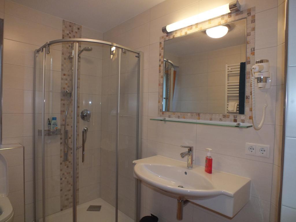 Haus Lundegg Apartment Finkenberg Ruang foto