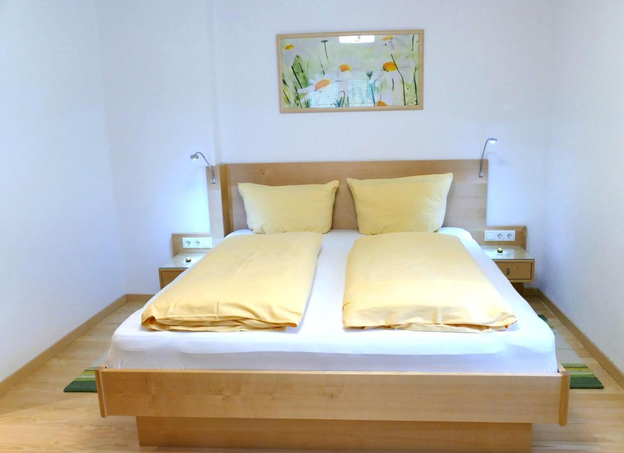 Haus Lundegg Apartment Finkenberg Bagian luar foto